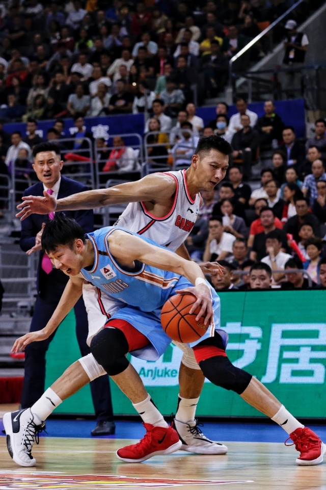 开云入口-关于胶东鲸鲨队鏖战漠南黑豹队，棒球联赛守住胜果，替补奇兵立功。新人首发惊艳的信息