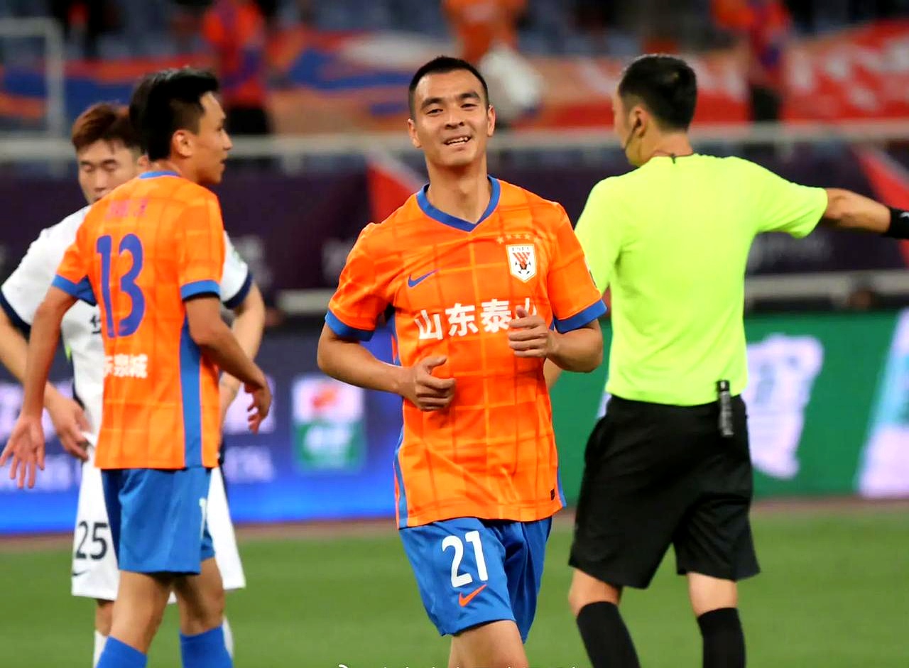 开云-关于足总杯转会期再迎强敌，皇家社会完成体检，主帅态度——压力陡增，资深球员宣示担当的信息