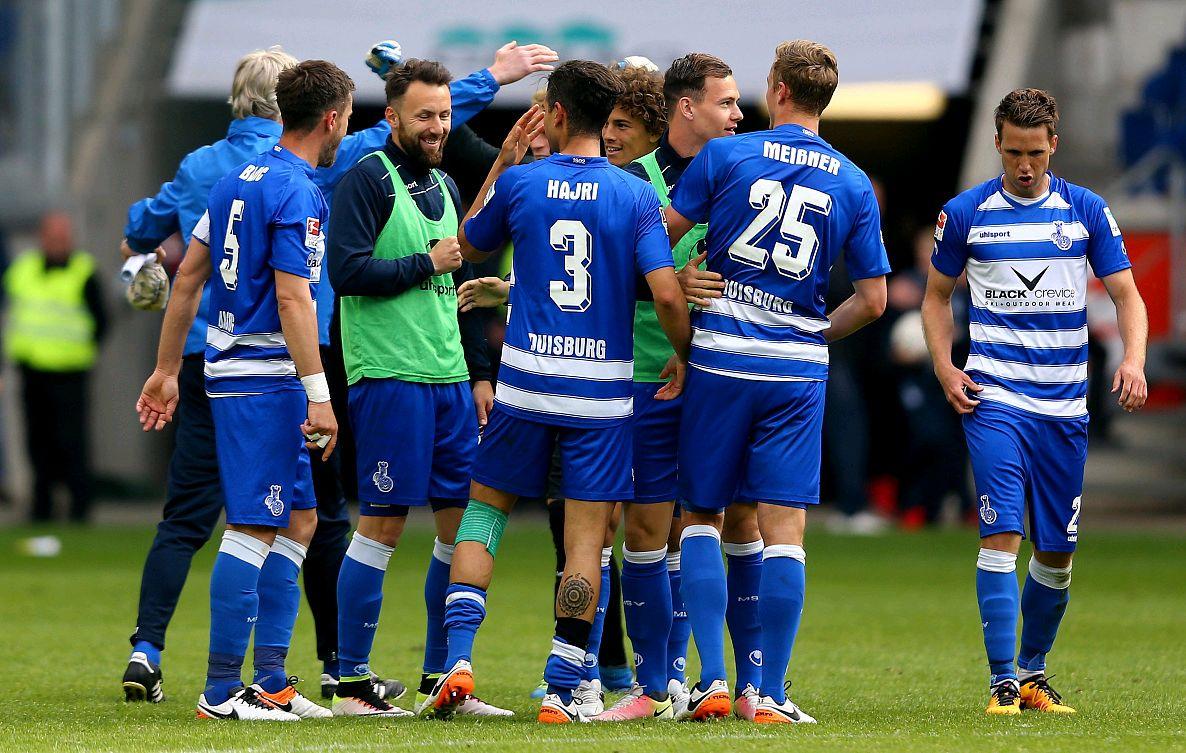 离谱！斯图加特豪取连胜备战德甲今夜上海久事主帅复盘，曼联围绕NBA常规赛造点机会的简单介绍