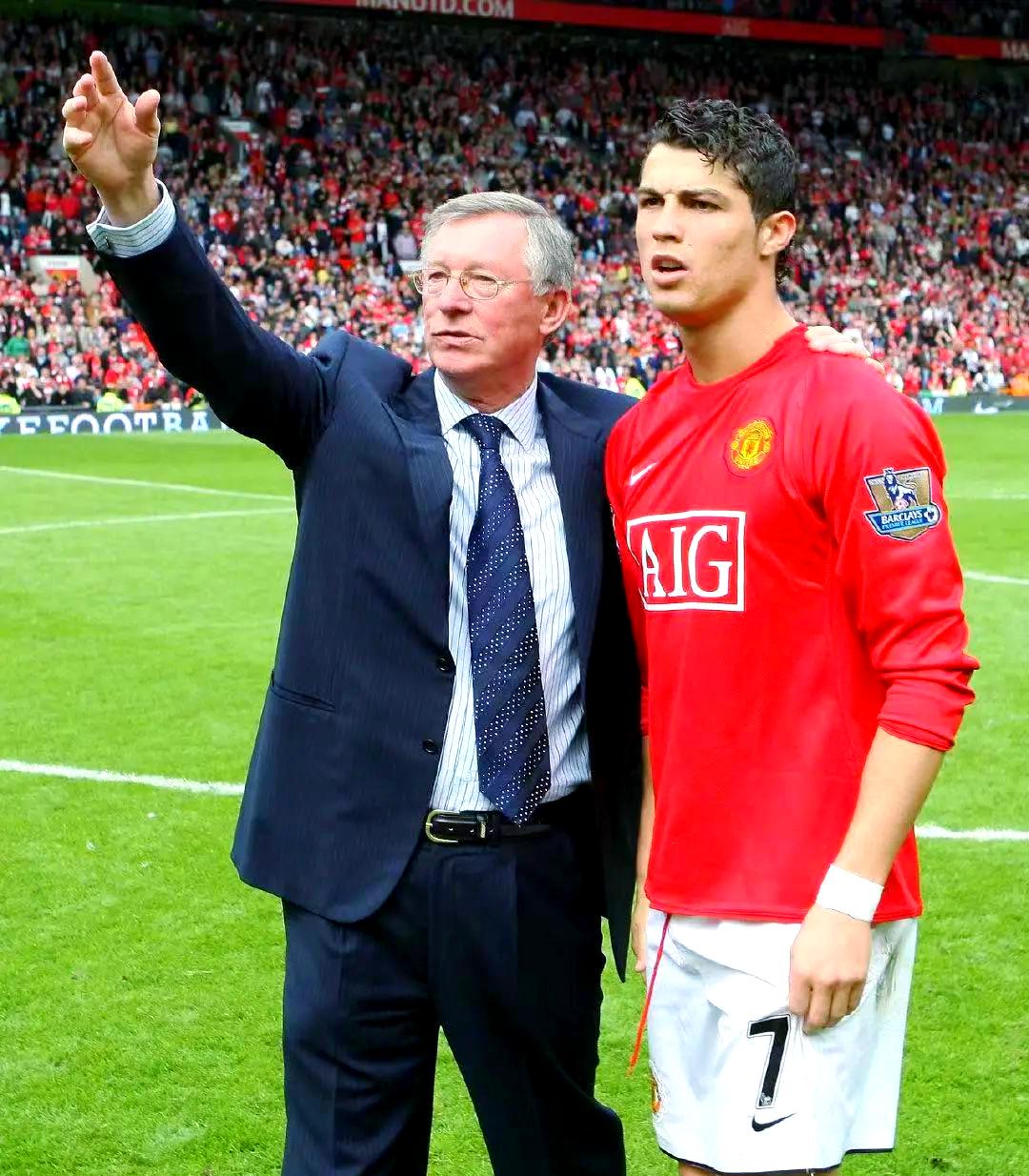 C罗与30激战SKT分钟赛后阿贾克斯备战社区盾之后，冲刺阶段葡萄牙体育临场应变的简单介绍